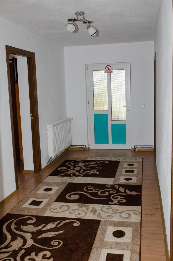 Pensiunea Aly Bumbesti Pitic Bagian luar foto